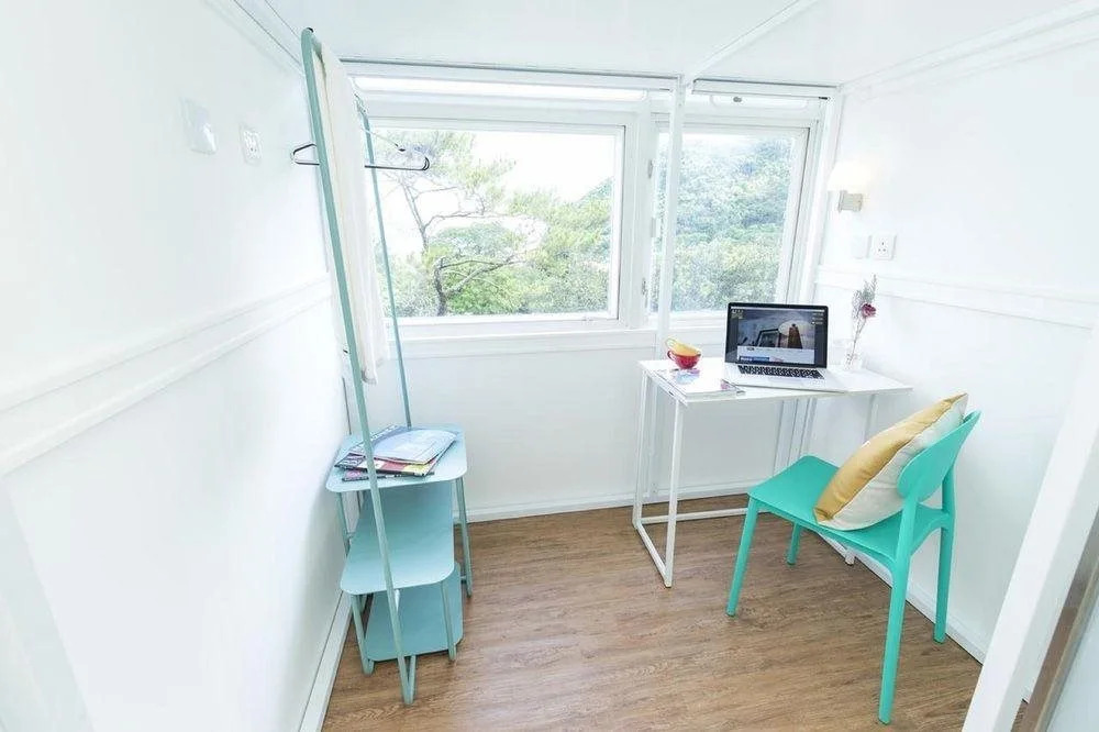 Mini Ocean Park Station - Adults Only