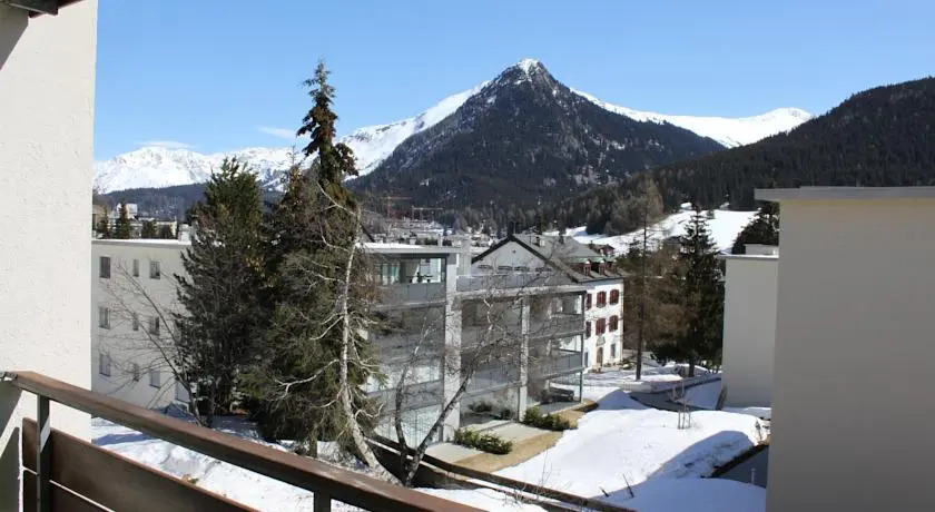 Barga Studios & Apartment