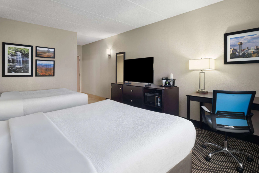 La Quinta by Wyndham Knoxville Airport