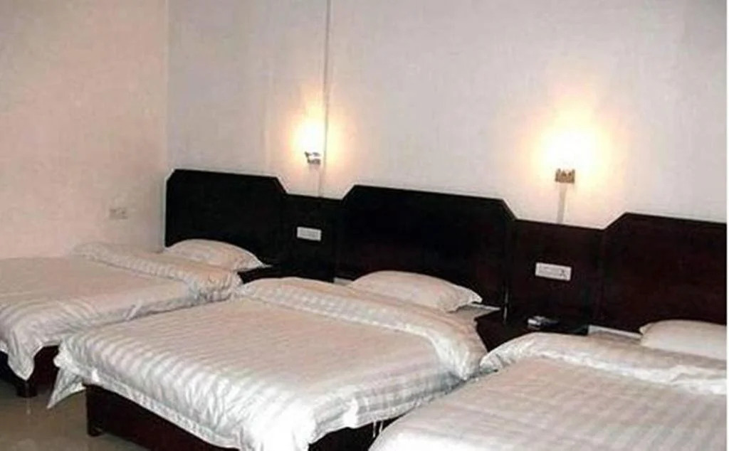 Yangshuo Travellers Land Youth Hostel