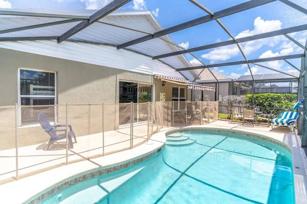 Mickey Holiday Home a Windsor Palms Villa