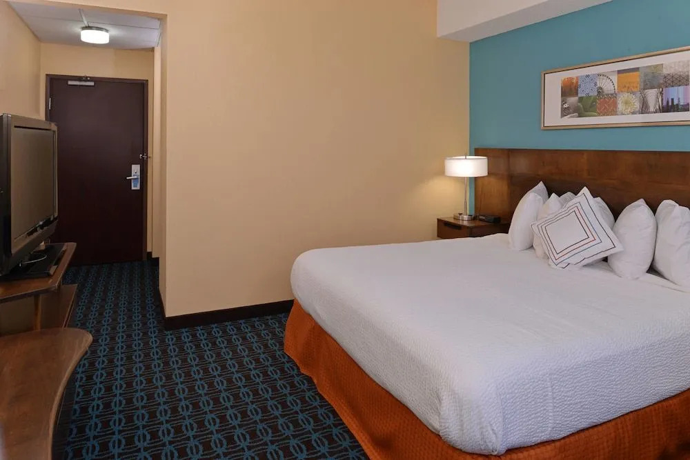 Fairfield Inn & Suites by Marriott Dayton Troy