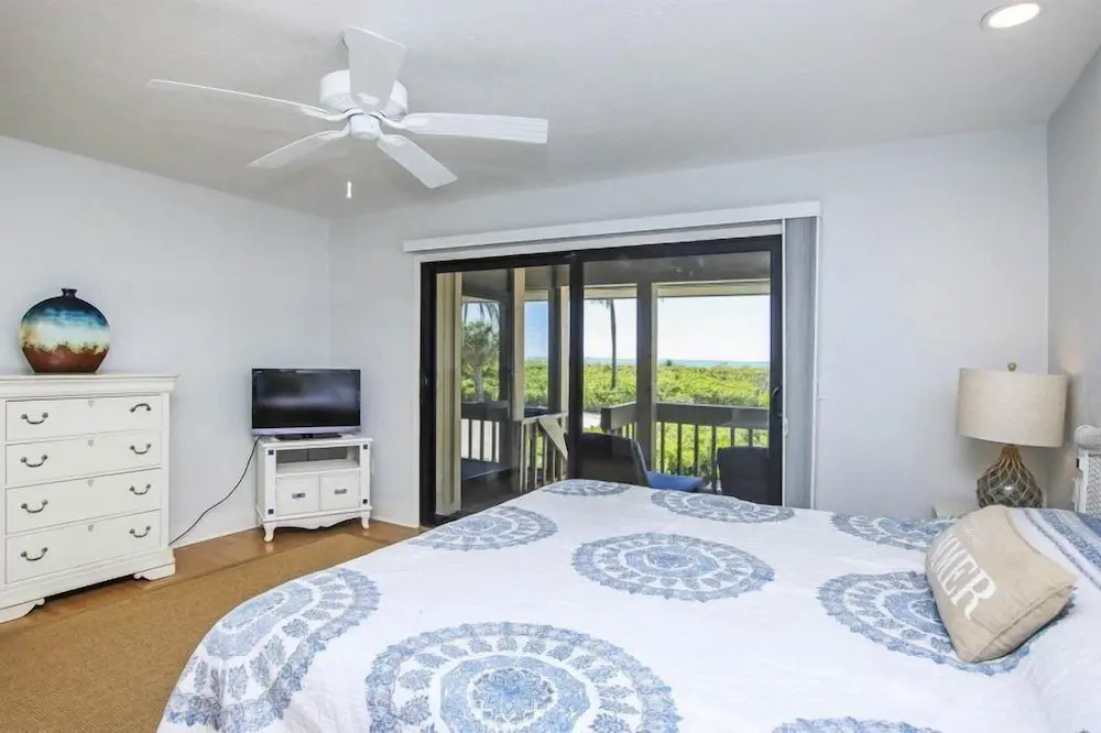 South Seas Beach House 22