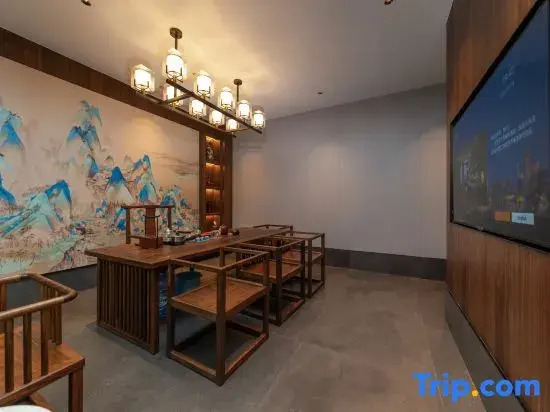 Leiyang Weihao Hotel (Wuyi Square Nanzheng Street)