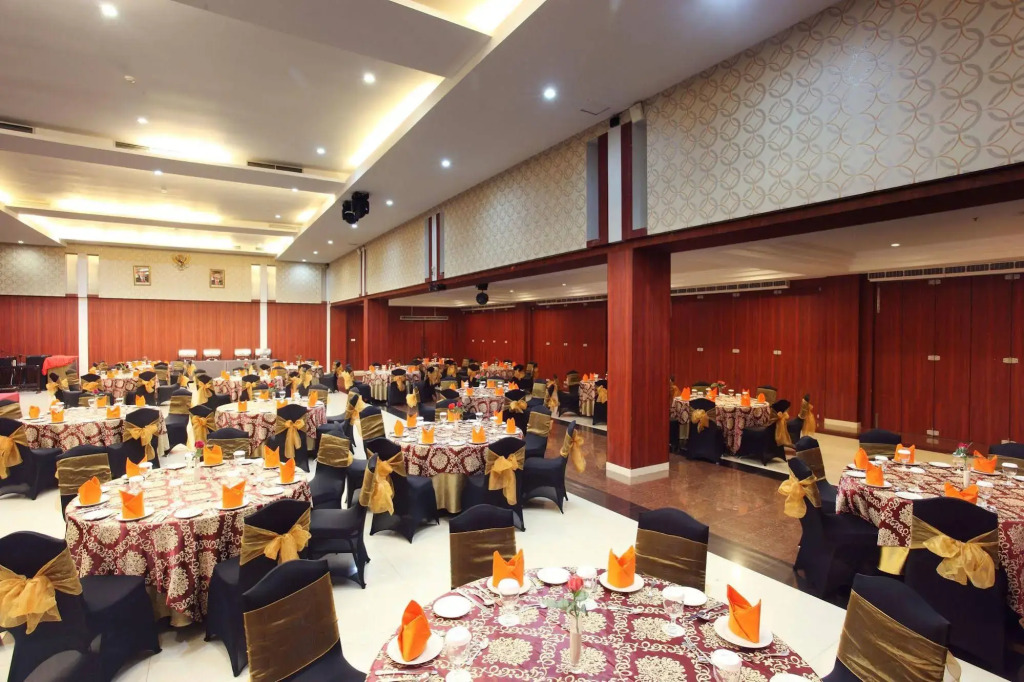 Grand Hatika Hotel