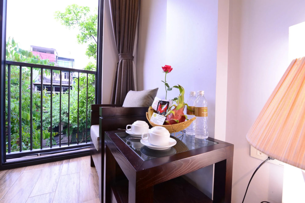 Bella Rosa Hotel & Travel