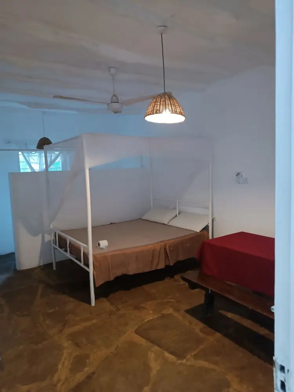 Курортный Отель Travellers Inn Resort Malindi