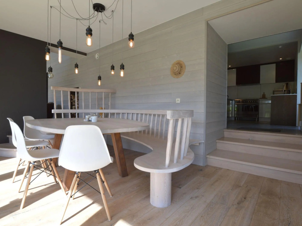 Chic Retreat Near Lake & Fens