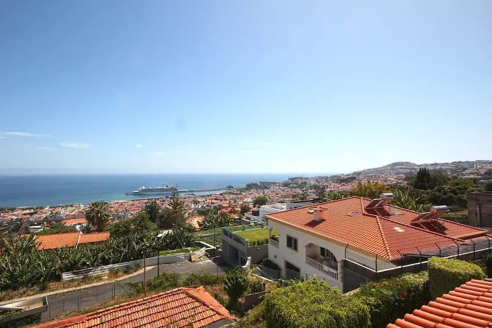Vale Formoso Apartment