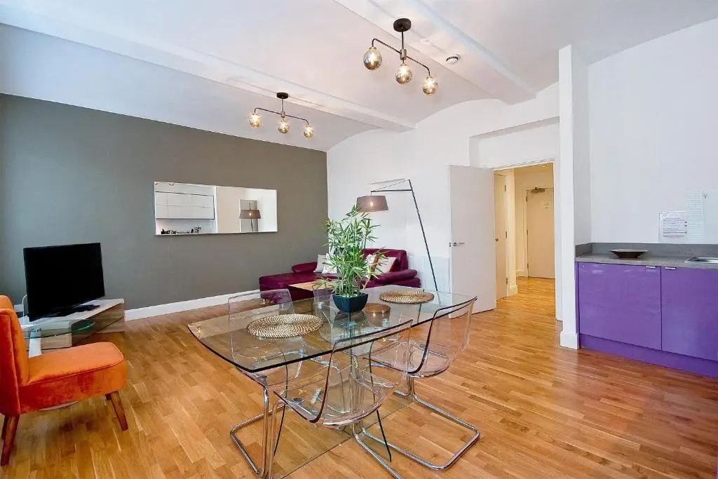 Mulberry Flat 3 - One bedroom 2nd floor by City Living London