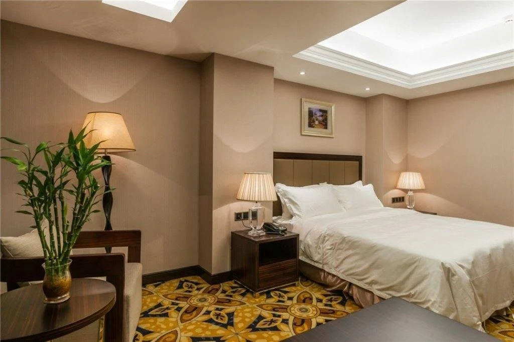 Enjoy Hotel