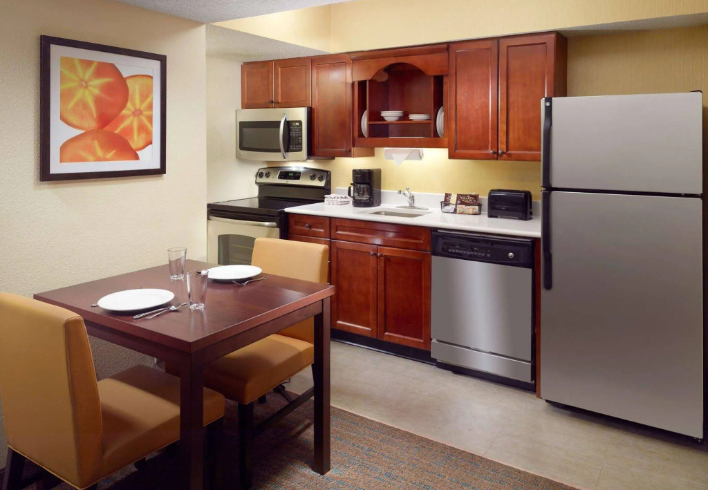 Residence Inn by Marriott Nashville Airport