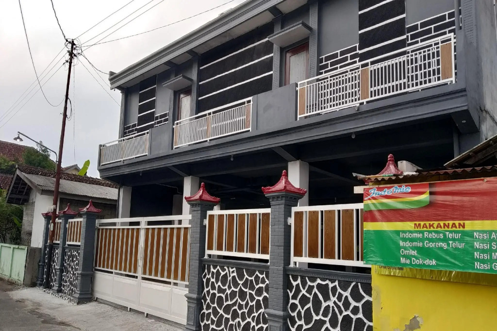 OYO 3220 Kost Putri Exclusive 272