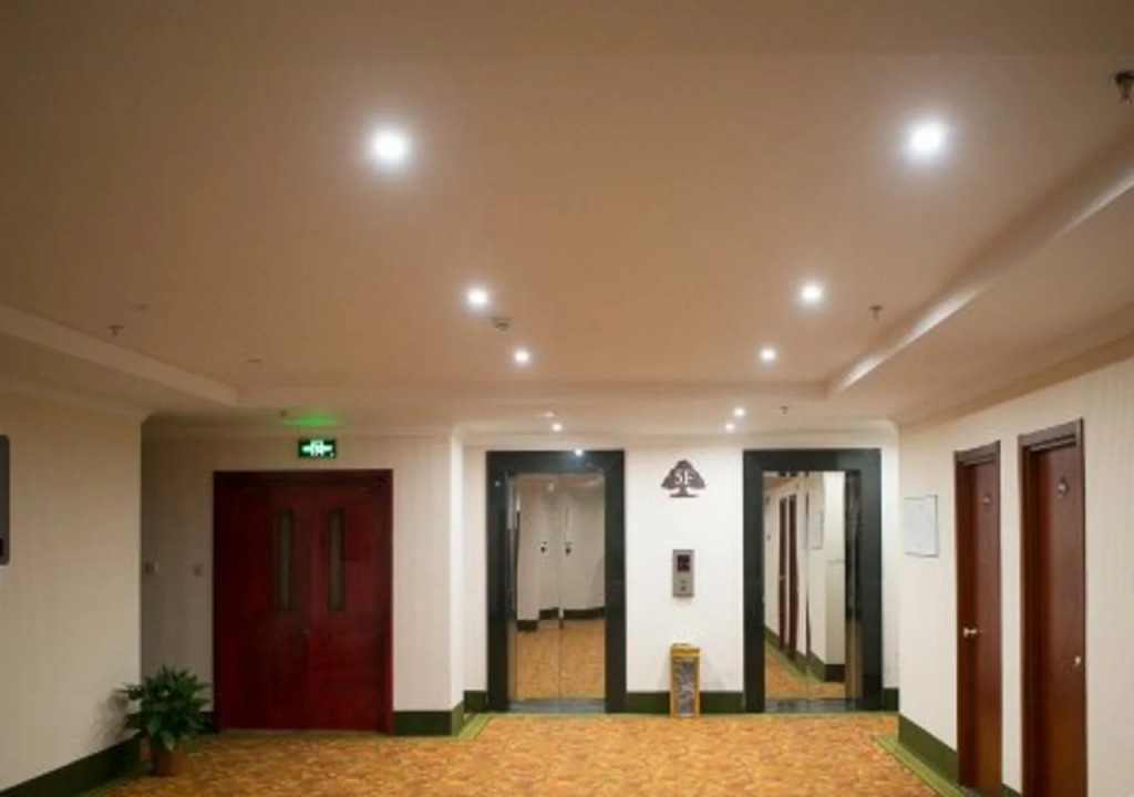 GreenTree Inn ZheJiang Shaoxing Coach Station Business Hotel