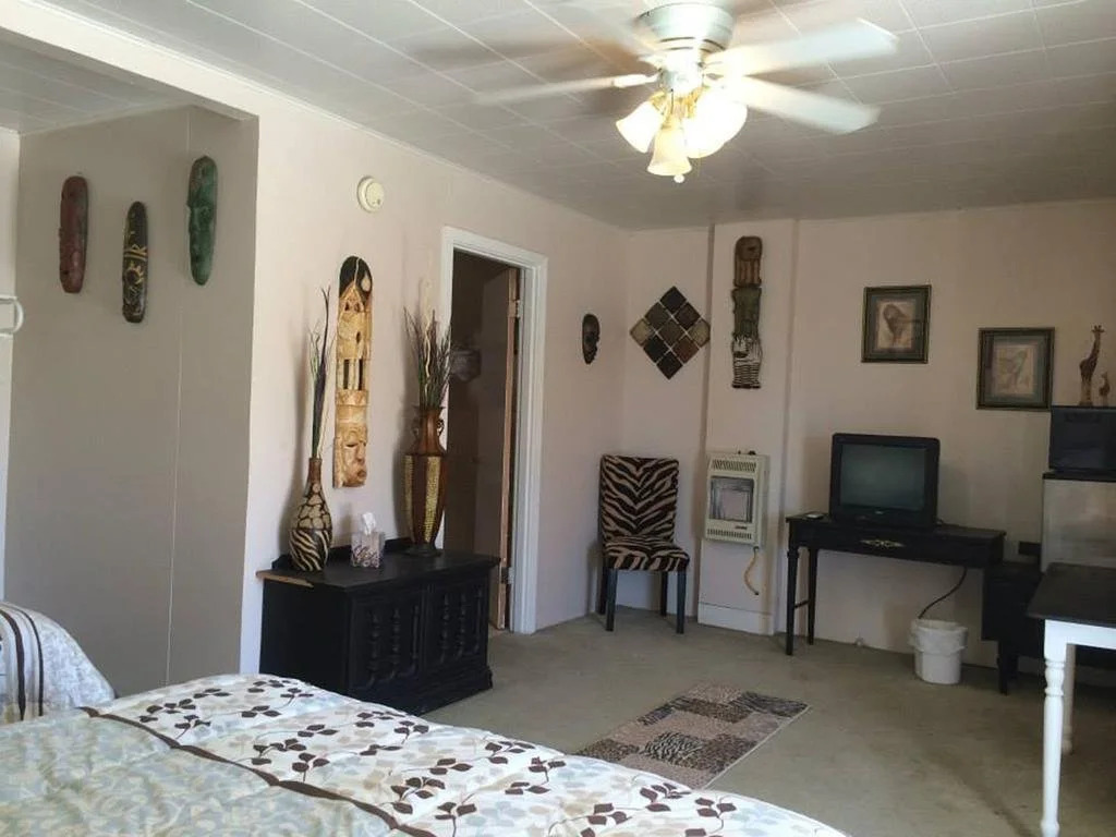 Sanderson Motel