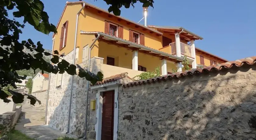 Apartment Velebit