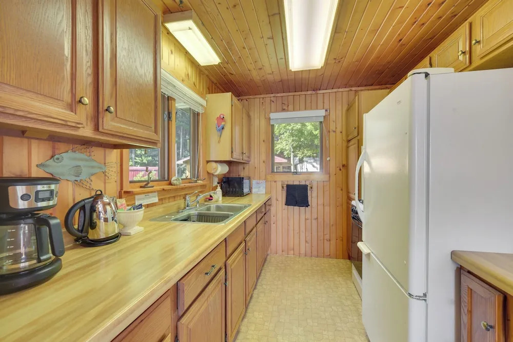 Lakefront Chetek Vacation Rental w/ Private Dock!