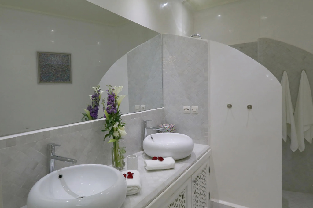 Riad Andallaspa