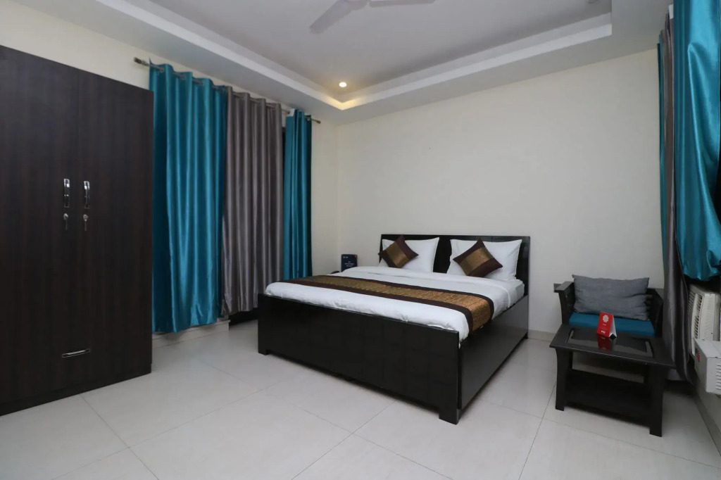 Springs Homes By OYO Rooms