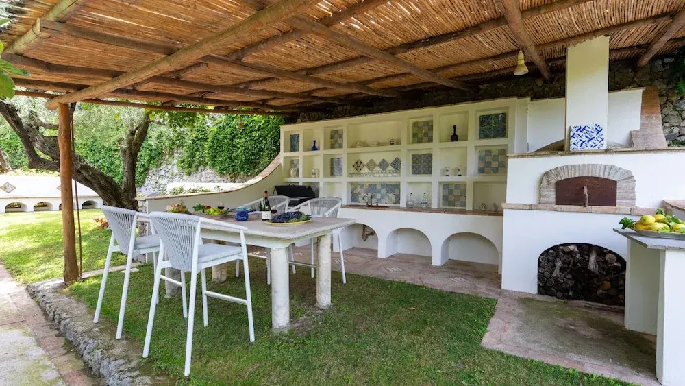 VILLA CASAROSSA NUMERO UNO 6, Emma Villas