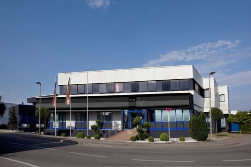 ROSS Hotel nähe Messe Stuttgart