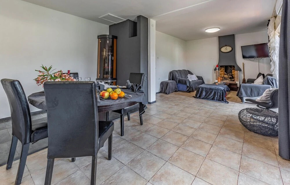 Nice Home in Pula With Wifi and 3 Bedrooms