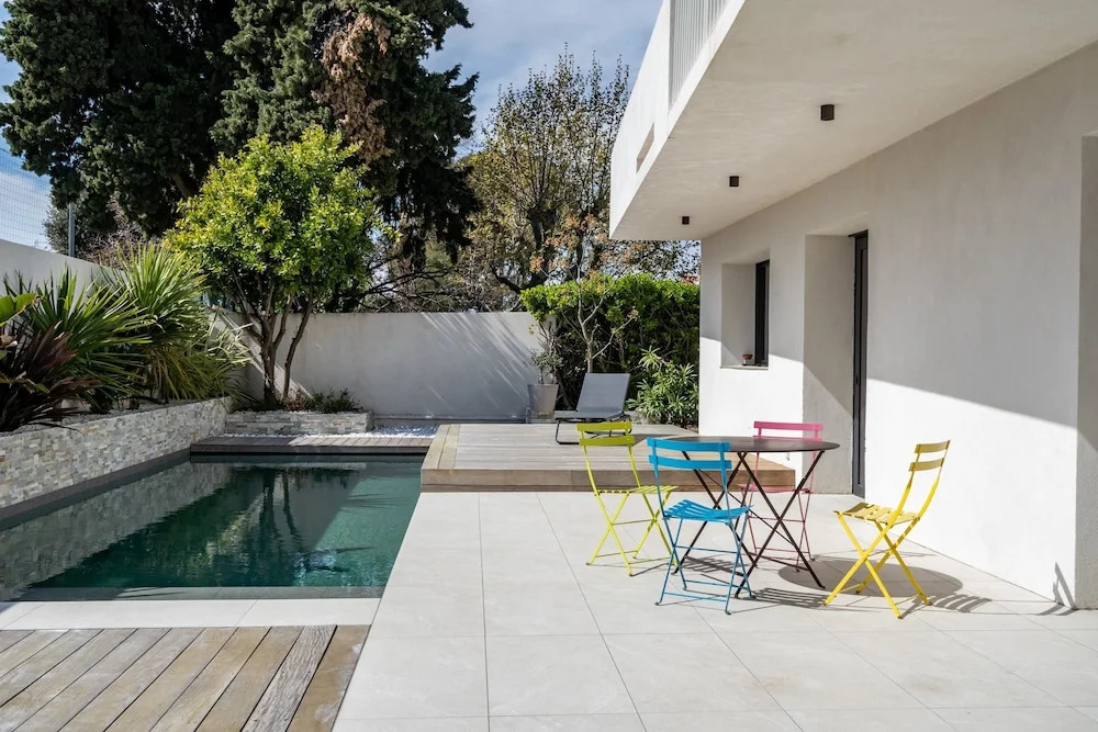 Superbe villa moderne avec piscine à Marseille
