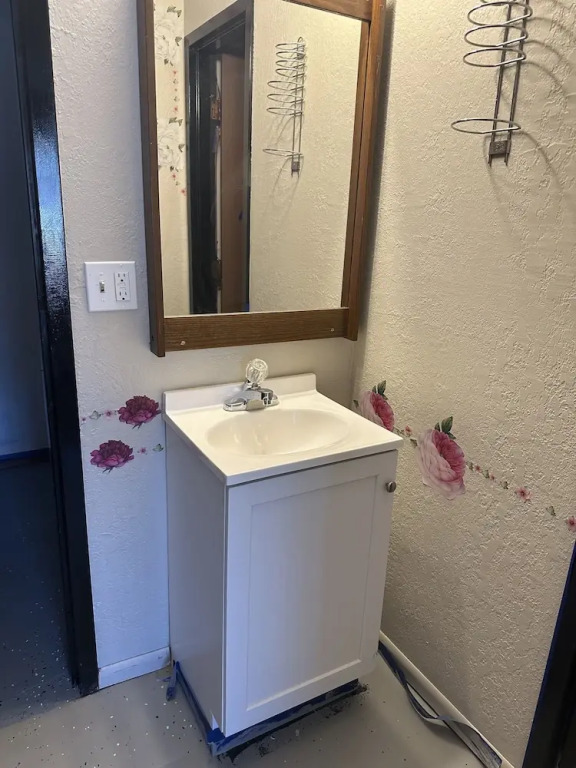 J-E Hotel & Suites