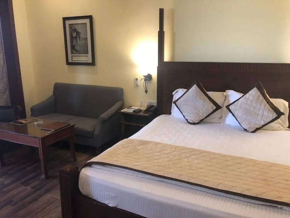Chanakya BNR Hotel