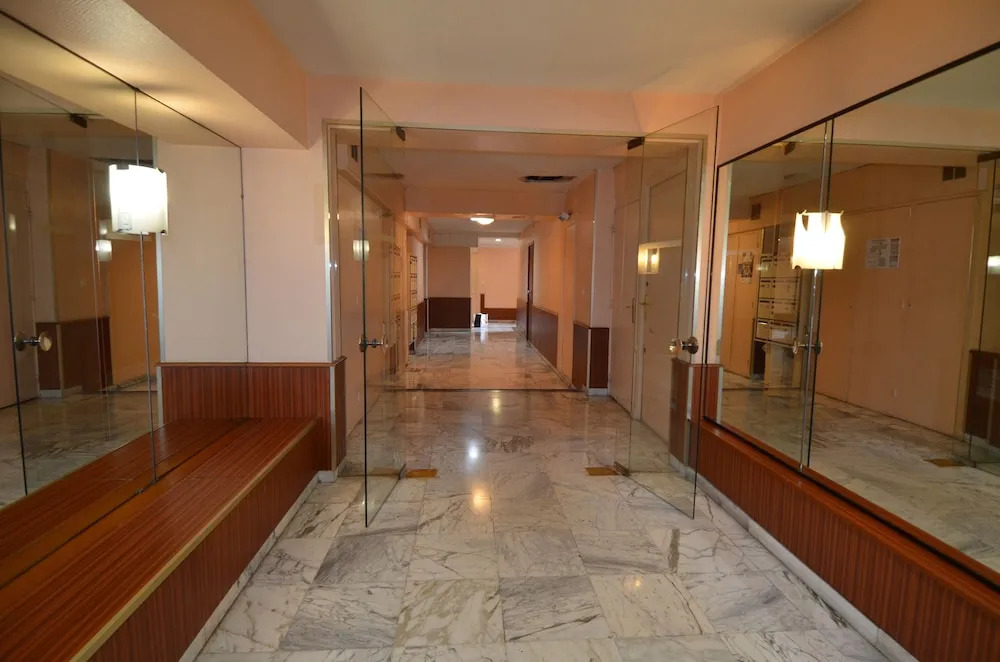 Amazing apartment 4 persons with big Terrace in Carré d'Or district in Nice