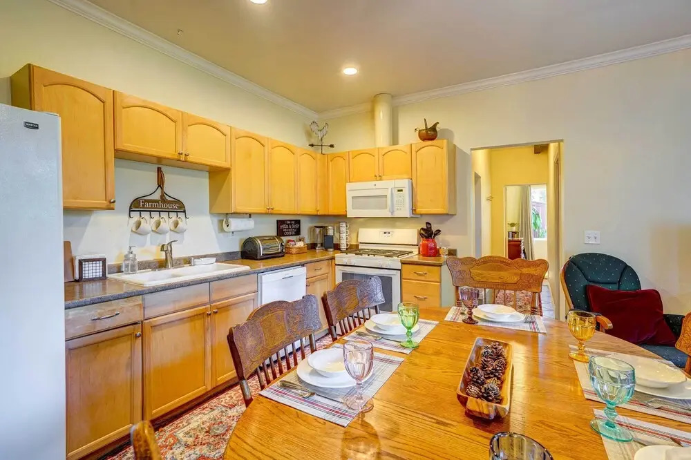 Fallbrook Vacation Rental: 3 Mi to Wineries