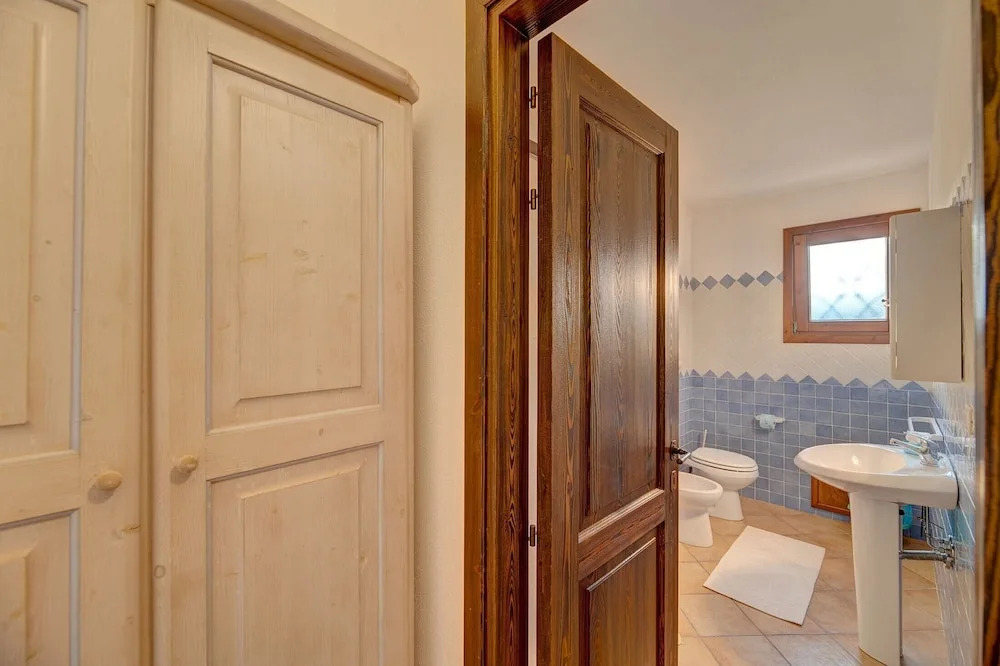 The Fantastic Residenza Badus 1 Bedroom Apartment Sleeps 4 No0811m