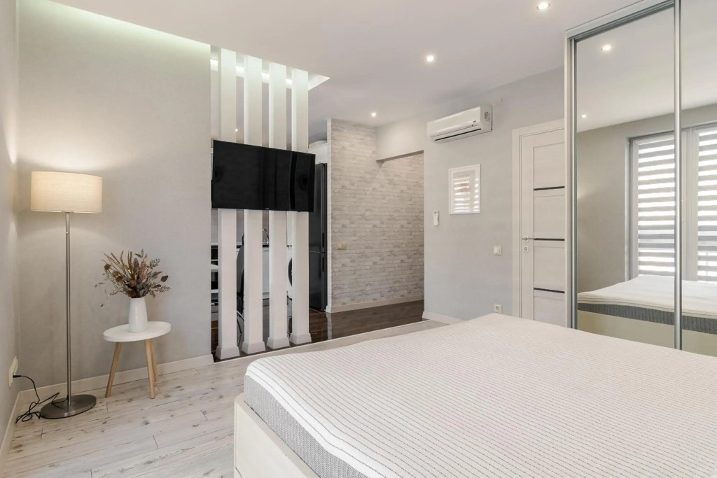 InshiApartments on Hazova str 2
