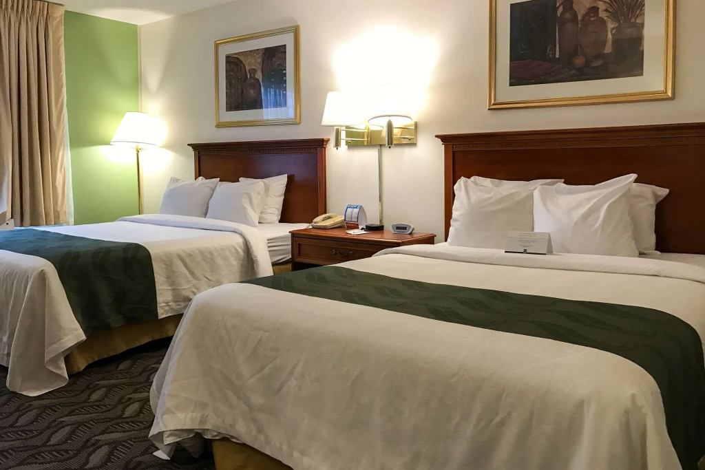 Quality Inn Holland - Toledo