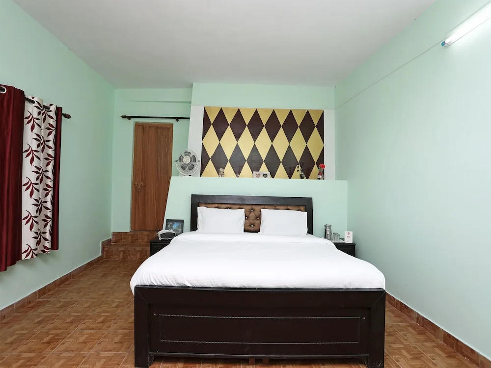 OYO 13459 Home Cozy 1BHK Tehri Road Mussoorie