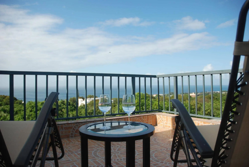 E&J Boutique Residences