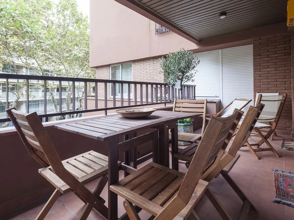 Apartment Barcelona Rentals - Classic Bonanova Apartment