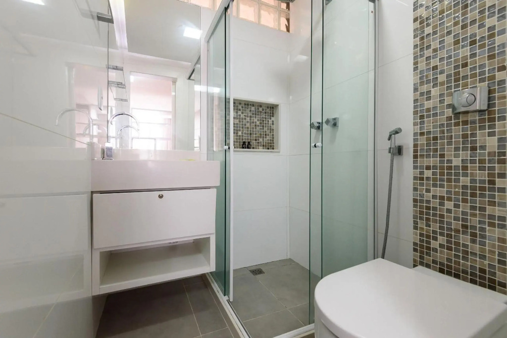 Omar do Rio - Moderno 2Qtos, Internet 120mbps, WorkStation, Smart TV, 300m da Praia de Copacabana - BR 531-902