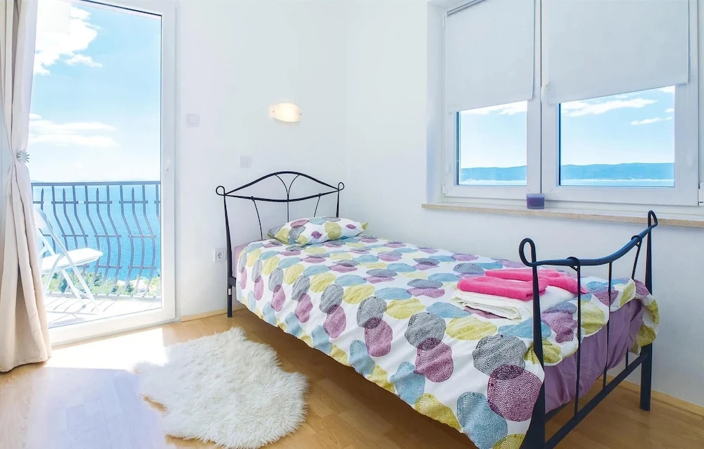 Four-Bedroom Holiday Home In Pisak