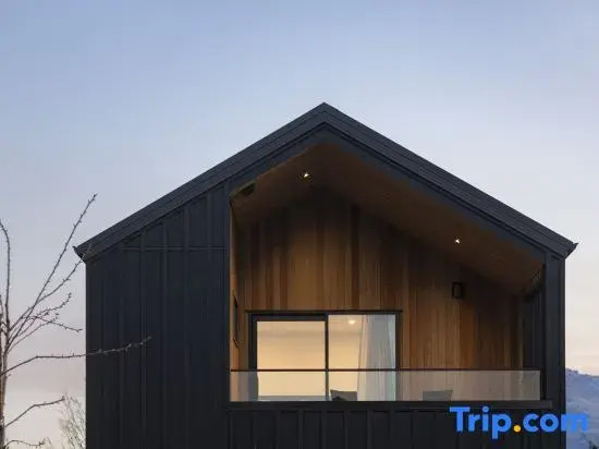 Beautiful 3 bedroom home | Hot Tub | Stunning View