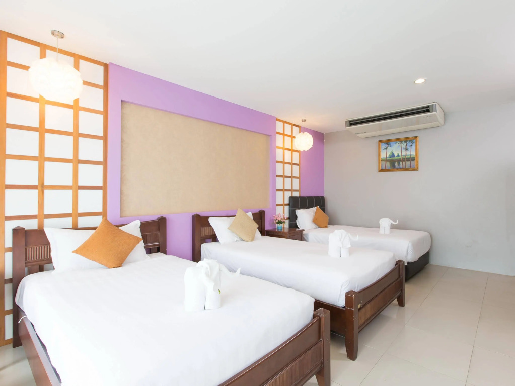 Time Out Hotel Beach Front