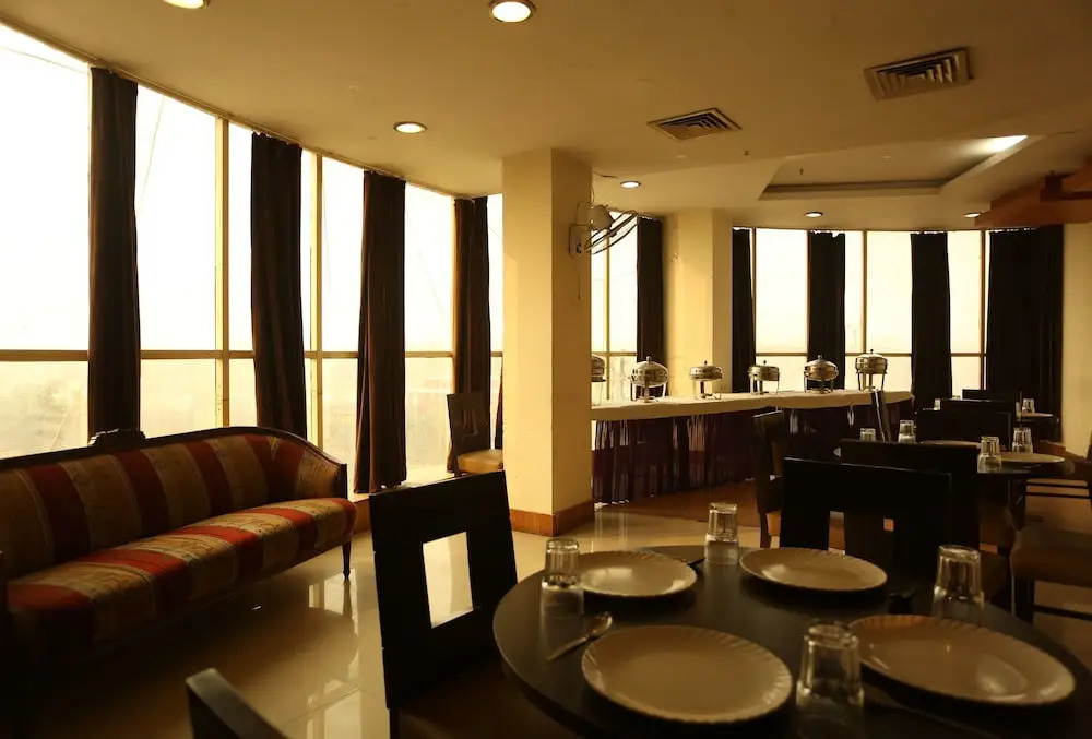 OYO 4002 Hotel Dwaraka
