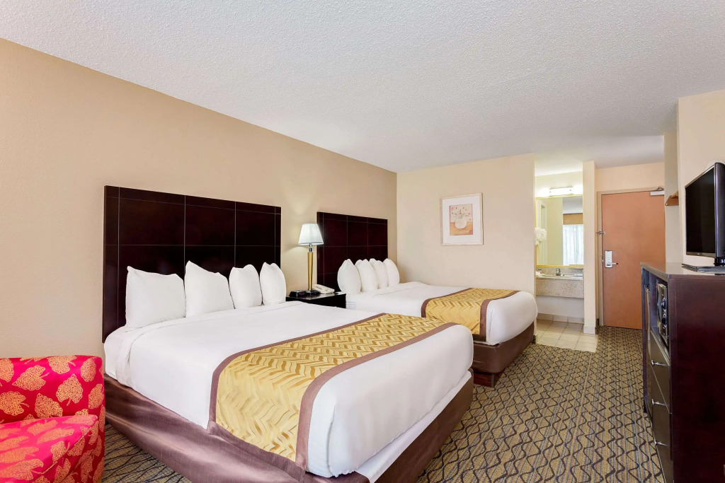 Baymont by Wyndham Kalamazoo East