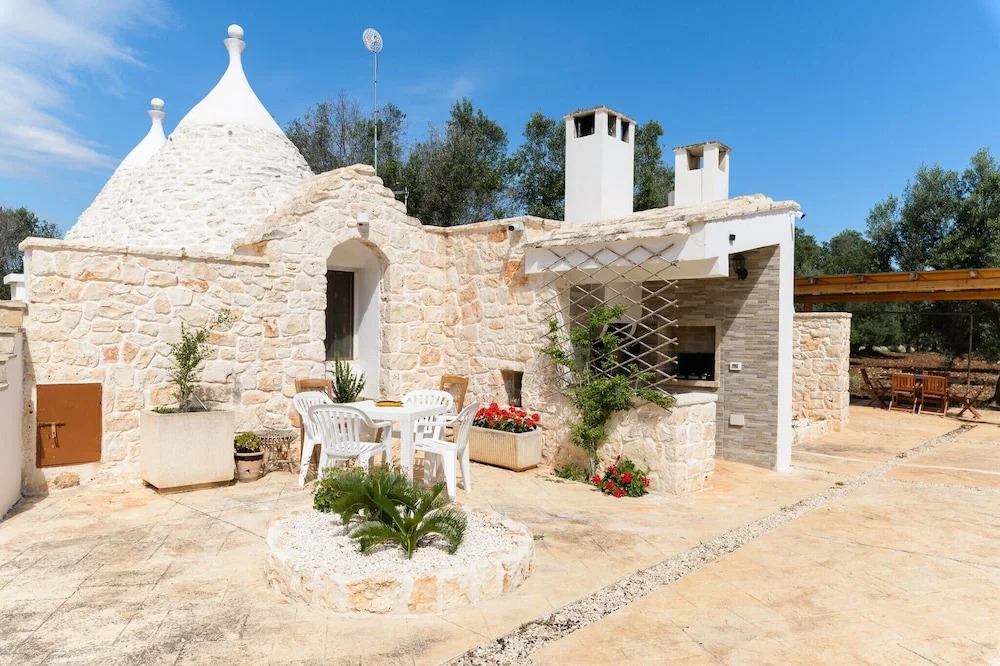 Trulli Isabella by Wonderful Italy