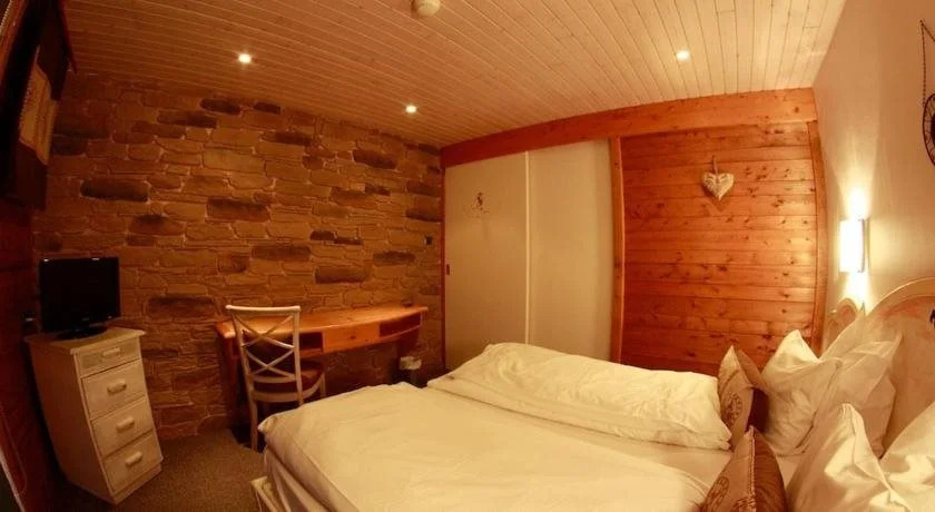 Chalet au bord du lac de Longemer