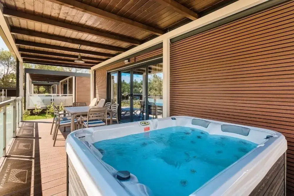 Premium Camping Homes Santa Marina, Lanterna