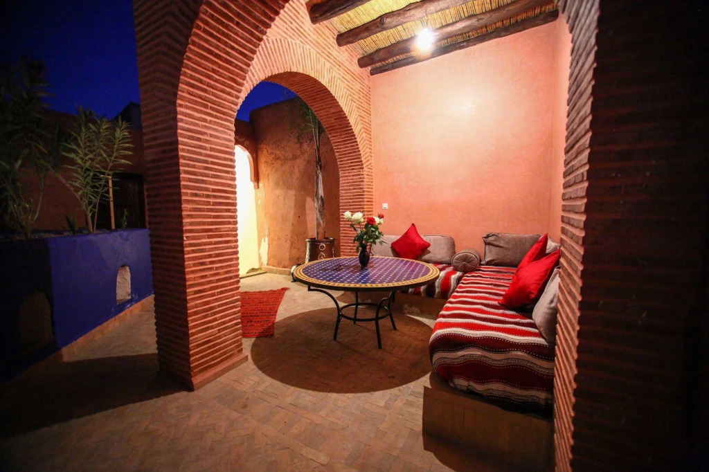 Riad Hna Ben Saleh - Traditional Guest House near Jemaa el-Fnaa Square