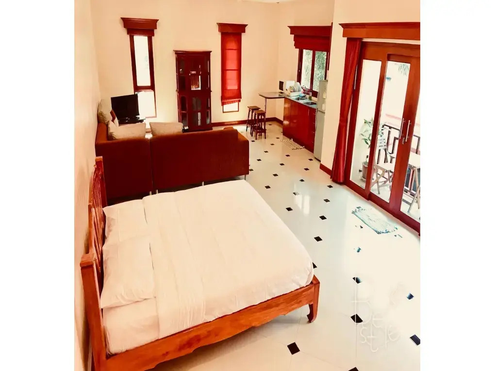 Punyapha Beach Villa