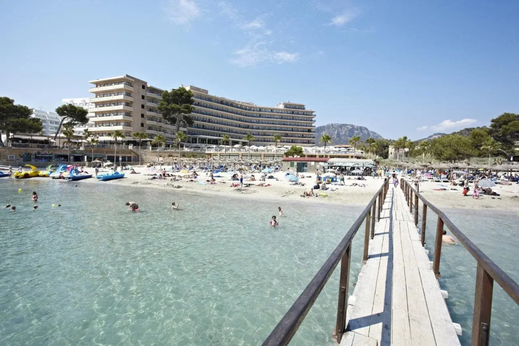 Grupotel Playa Camp de Mar