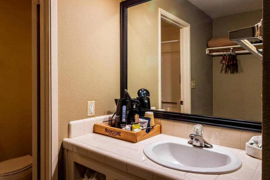 Cambria Pines Lodge